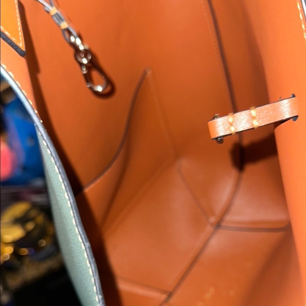 MDBM Madison De Beaute Marseilles CHOLET Bucket Leather Purse in Celeste - Picture 5 of 7